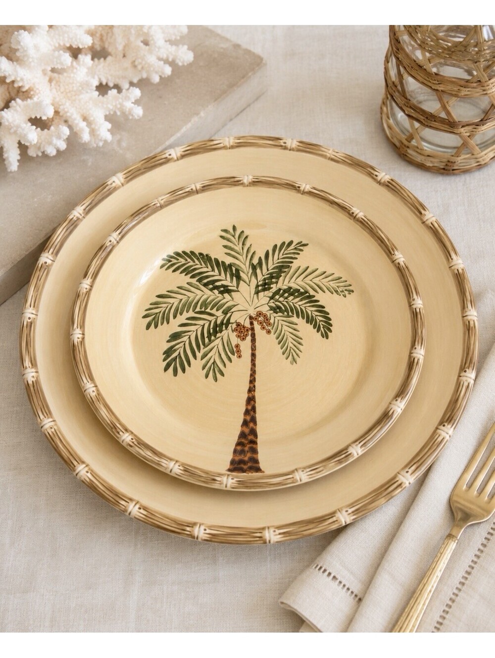 Trends West Palm Plates Set of 4 - (2) Dinner Plates & (2) Salad Plates